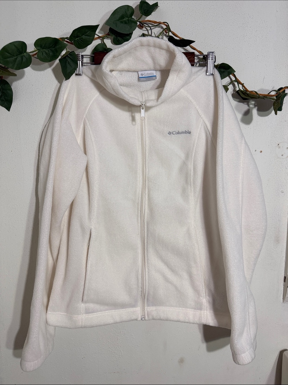 Columbia Women's Cream Full-Zip Teddy Fleece Jacket - Picture 2 of 4